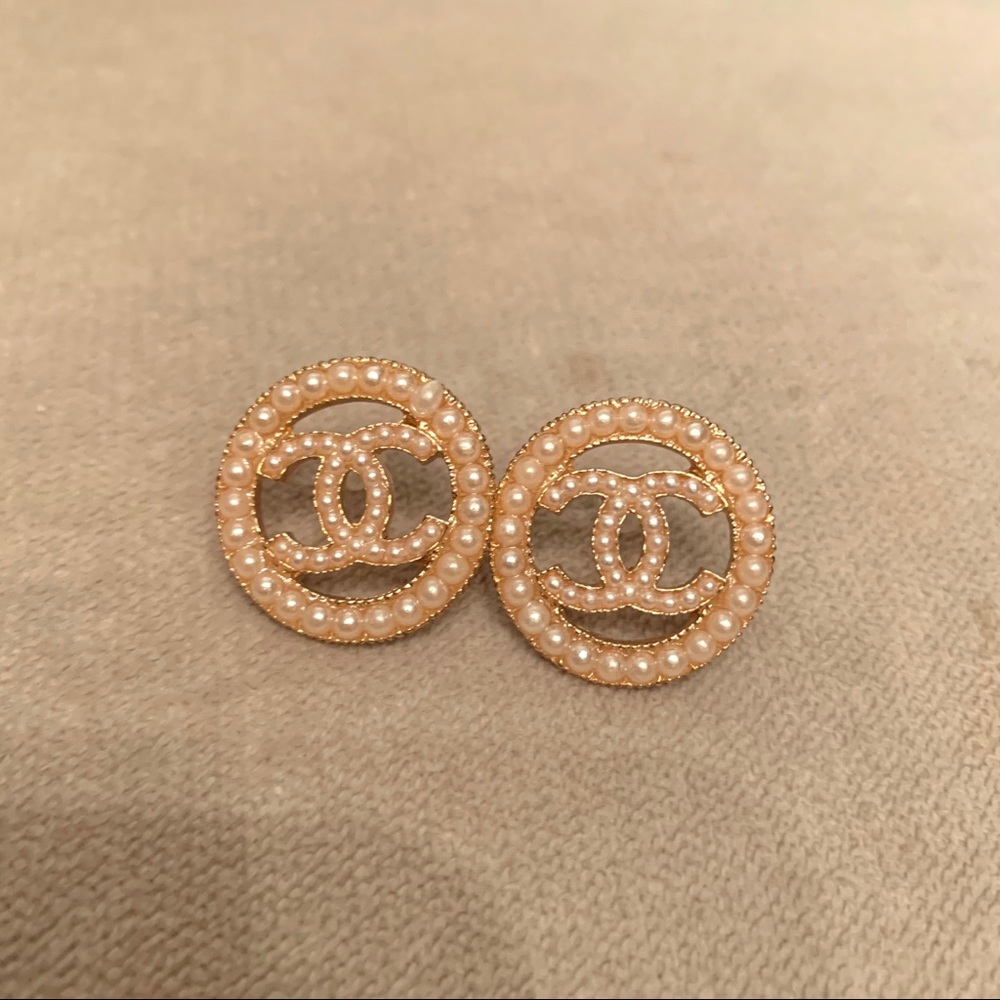 Fashion earrings